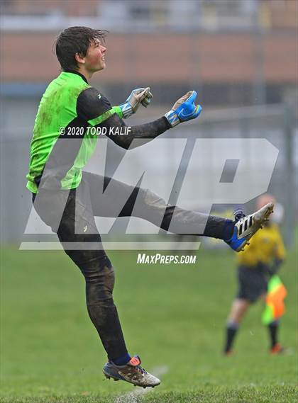 Thumbnail 3 in Portland vs Haddam-Killingworth (SLC Semifinal) photogallery.