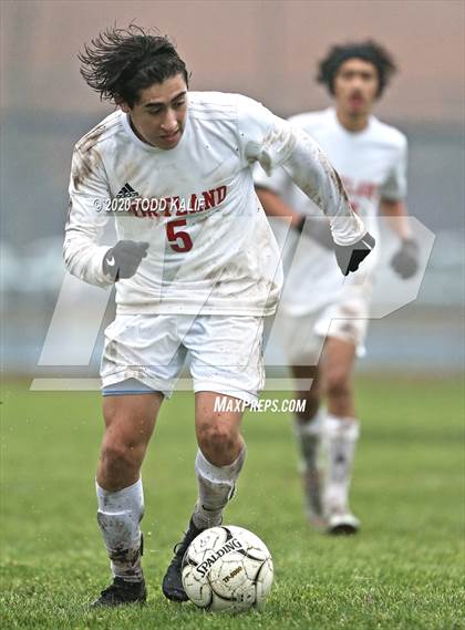 Thumbnail 1 in Portland vs Haddam-Killingworth (SLC Semifinal) photogallery.