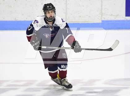 Thumbnail 3 in Farmington Valley Generals vs. Glastonbury (CIAC D2 Semifinal) photogallery.
