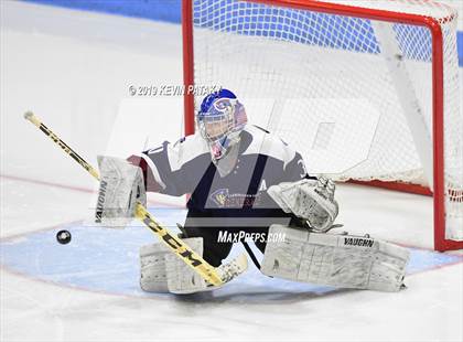 Thumbnail 2 in Farmington Valley Generals vs. Glastonbury (CIAC D2 Semifinal) photogallery.