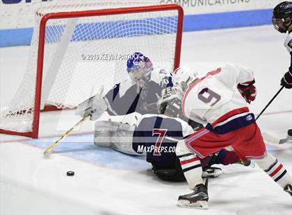 Thumbnail 3 in Farmington Valley Generals vs. Glastonbury (CIAC D2 Semifinal) photogallery.