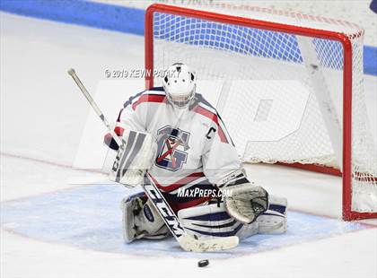 Thumbnail 2 in Farmington Valley Generals vs. Glastonbury (CIAC D2 Semifinal) photogallery.