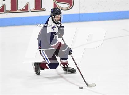 Thumbnail 2 in Farmington Valley Generals vs. Glastonbury (CIAC D2 Semifinal) photogallery.