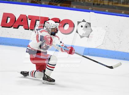 Thumbnail 2 in Farmington Valley Generals vs. Glastonbury (CIAC D2 Semifinal) photogallery.
