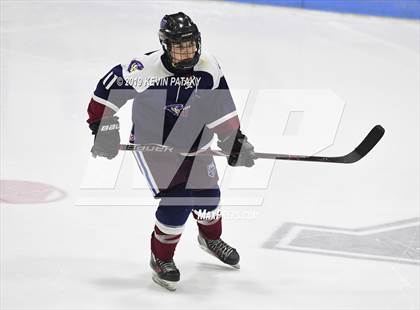 Thumbnail 2 in Farmington Valley Generals vs. Glastonbury (CIAC D2 Semifinal) photogallery.