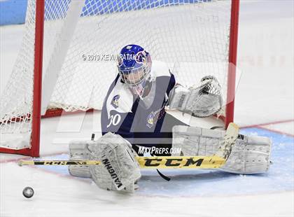 Thumbnail 3 in Farmington Valley Generals vs. Glastonbury (CIAC D2 Semifinal) photogallery.