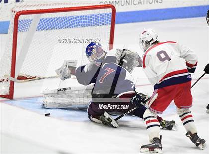 Thumbnail 1 in Farmington Valley Generals vs. Glastonbury (CIAC D2 Semifinal) photogallery.
