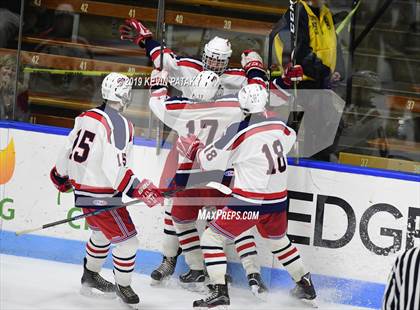 Thumbnail 3 in Farmington Valley Generals vs. Glastonbury (CIAC D2 Semifinal) photogallery.