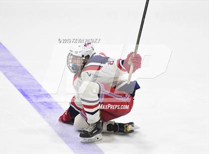 Thumbnail 1 in Farmington Valley Generals vs. Glastonbury (CIAC D2 Semifinal) photogallery.