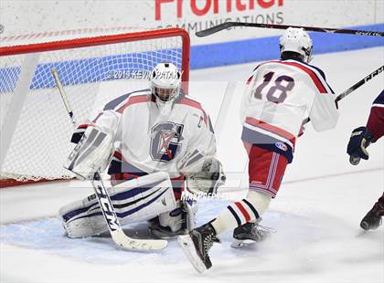 Thumbnail 2 in Farmington Valley Generals vs. Glastonbury (CIAC D2 Semifinal) photogallery.