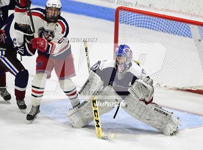 Thumbnail 3 in Farmington Valley Generals vs. Glastonbury (CIAC D2 Semifinal) photogallery.