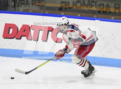 Thumbnail 2 in Farmington Valley Generals vs. Glastonbury (CIAC D2 Semifinal) photogallery.
