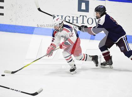 Thumbnail 1 in Farmington Valley Generals vs. Glastonbury (CIAC D2 Semifinal) photogallery.