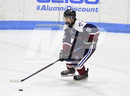 Thumbnail 3 in Farmington Valley Generals vs. Glastonbury (CIAC D2 Semifinal) photogallery.