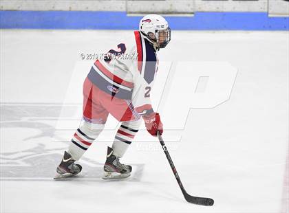 Thumbnail 2 in Farmington Valley Generals vs. Glastonbury (CIAC D2 Semifinal) photogallery.