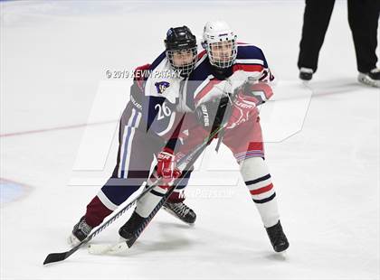 Thumbnail 1 in Farmington Valley Generals vs. Glastonbury (CIAC D2 Semifinal) photogallery.