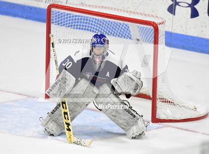 Thumbnail 2 in Farmington Valley Generals vs. Glastonbury (CIAC D2 Semifinal) photogallery.