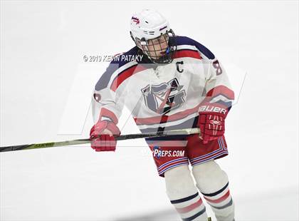 Thumbnail 2 in Farmington Valley Generals vs. Glastonbury (CIAC D2 Semifinal) photogallery.