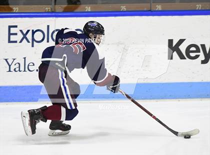 Thumbnail 2 in Farmington Valley Generals vs. Glastonbury (CIAC D2 Semifinal) photogallery.