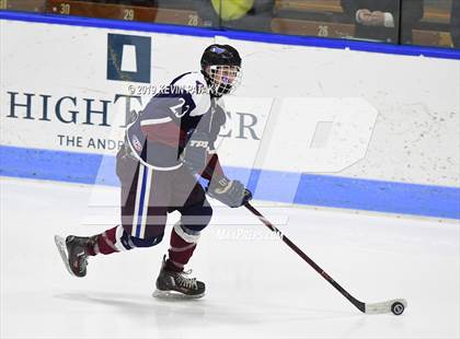 Thumbnail 1 in Farmington Valley Generals vs. Glastonbury (CIAC D2 Semifinal) photogallery.