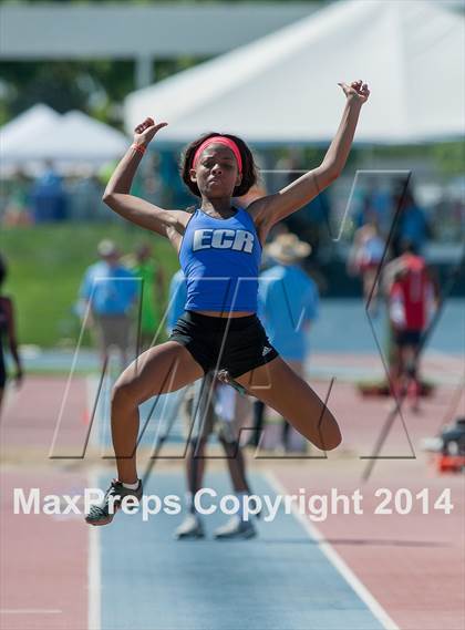Thumbnail 2 in CIF Track and Field State Championship Prelims (Friday Girls Events) photogallery.