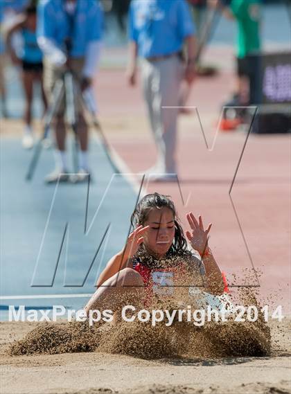 Thumbnail 3 in CIF Track and Field State Championship Prelims (Friday Girls Events) photogallery.