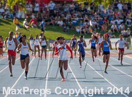 Thumbnail 2 in CIF Track and Field State Championship Prelims (Friday Girls Events) photogallery.