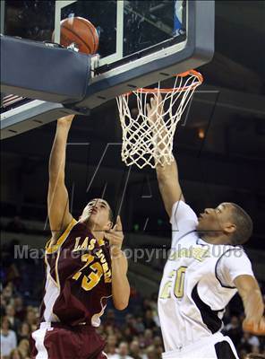 Thumbnail 3 in Hayward vs. Las Lomas (CIF NCS D2 Final) photogallery.