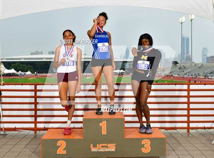 Thumbnail 2 in UIL 3A State Championship (Awards) photogallery.