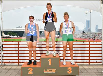 Thumbnail 1 in UIL 3A State Championship (Awards) photogallery.