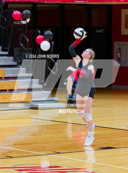 Thumbnail 3 in Leo @ Huntington North photogallery.