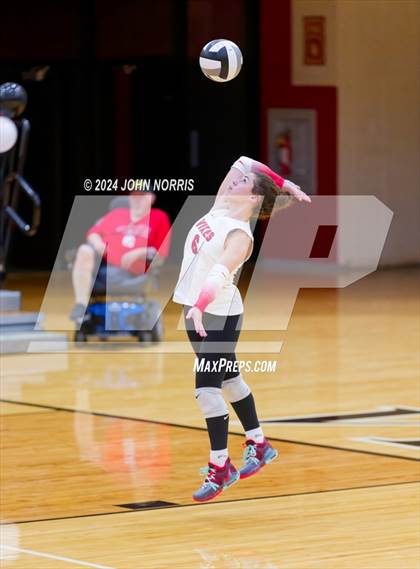 Thumbnail 3 in Leo @ Huntington North photogallery.