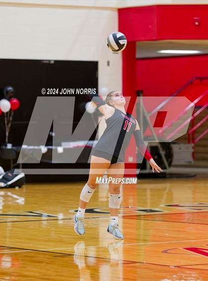 Thumbnail 3 in Leo @ Huntington North photogallery.