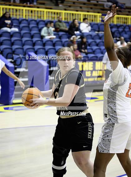 Thumbnail 1 in Robinson vs. Newport (Wynne Classic) photogallery.