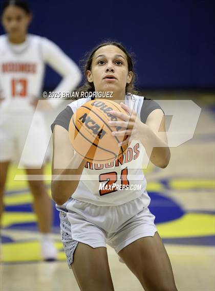 Thumbnail 2 in Robinson vs. Newport (Wynne Classic) photogallery.