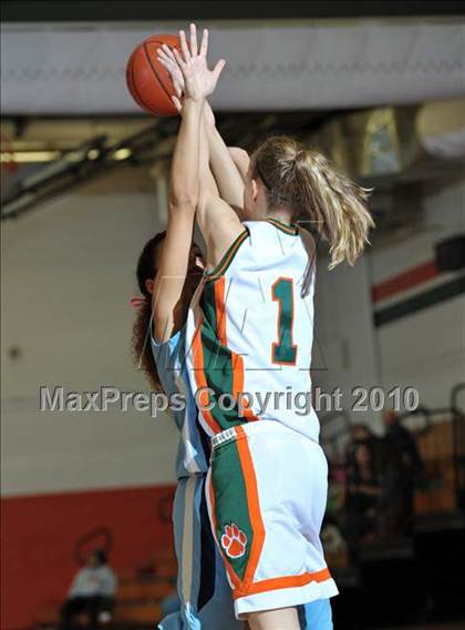 Thumbnail 2 in Ramona @ Poly (Lady Bears Holiday Classic) photogallery.