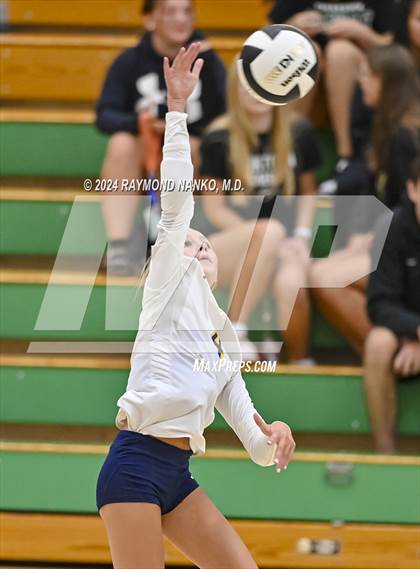 Thumbnail 3 in Delta @ Yorktown  photogallery.