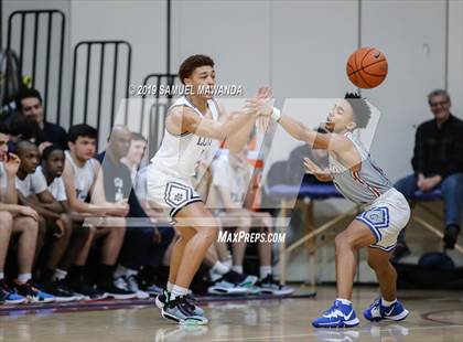 Thumbnail 2 in Loyola vs  Culver City (Rose City Roundball Classic) photogallery.