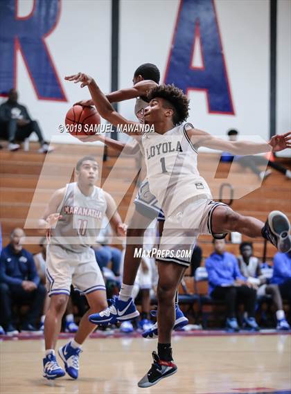 Thumbnail 2 in Loyola vs  Culver City (Rose City Roundball Classic) photogallery.