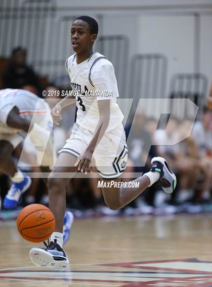 Thumbnail 1 in Loyola vs  Culver City (Rose City Roundball Classic) photogallery.