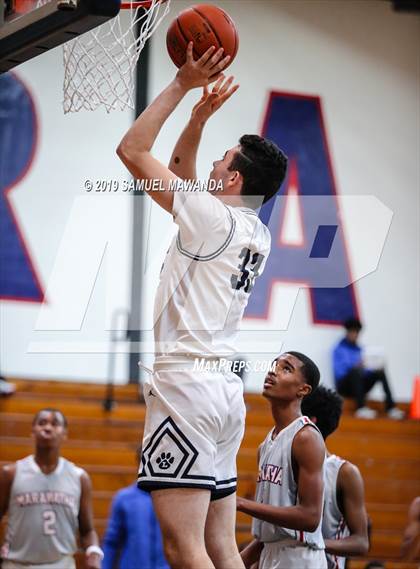Thumbnail 1 in Loyola vs  Culver City (Rose City Roundball Classic) photogallery.