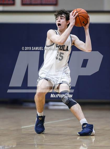 Thumbnail 1 in Loyola vs  Culver City (Rose City Roundball Classic) photogallery.