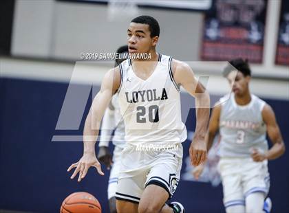 Thumbnail 3 in Loyola vs  Culver City (Rose City Roundball Classic) photogallery.