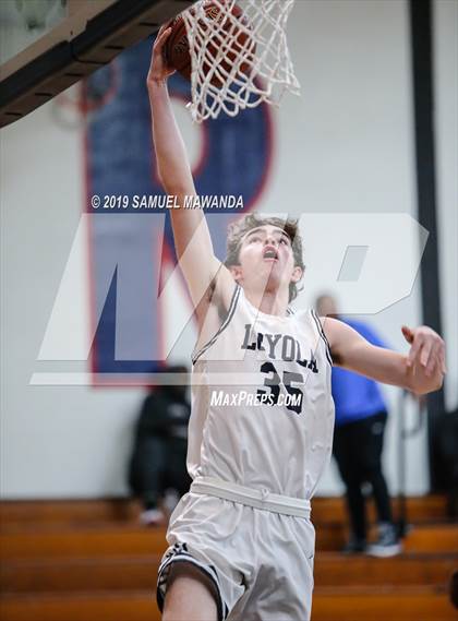 Thumbnail 3 in Loyola vs  Culver City (Rose City Roundball Classic) photogallery.