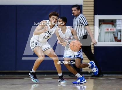 Thumbnail 2 in Loyola vs  Culver City (Rose City Roundball Classic) photogallery.