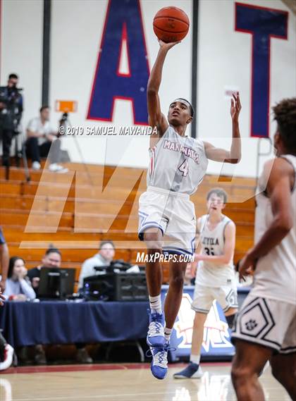 Thumbnail 3 in Loyola vs  Culver City (Rose City Roundball Classic) photogallery.