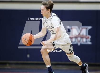 Thumbnail 3 in Loyola vs  Culver City (Rose City Roundball Classic) photogallery.