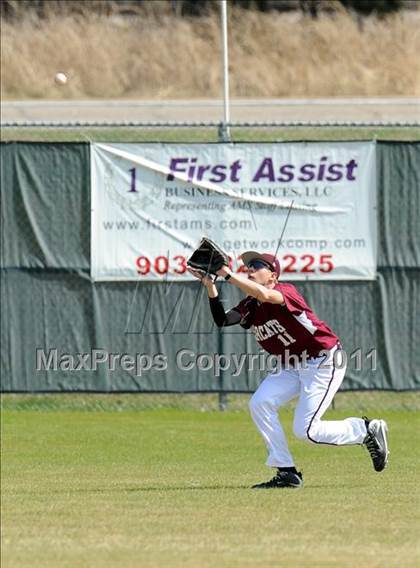 Thumbnail 2 in Whitesboro vs Howe (GCEC Panther Classic) photogallery.