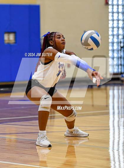 Thumbnail 2 in Rockdale vs Franklin photogallery.