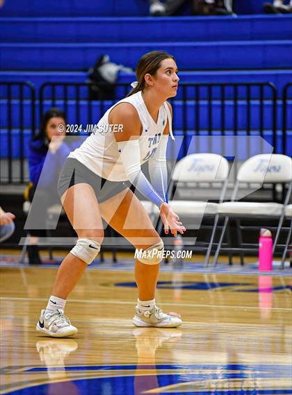 Thumbnail 1 in Rockdale vs Franklin photogallery.
